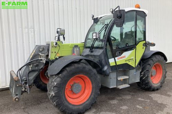 Claas Scorpion 741 Teleskopický nakladač 56 000 €