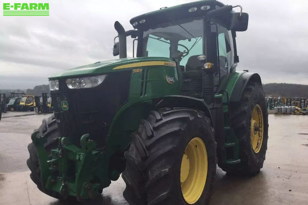 John Deere 7230 R Tractor €64,900