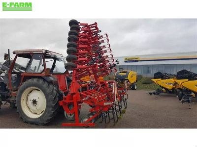 E-FARM: Einböck row guard 500 - Mechanical weed control - id QQT6GPX - €15,000 - Year of construction: 2016 - France