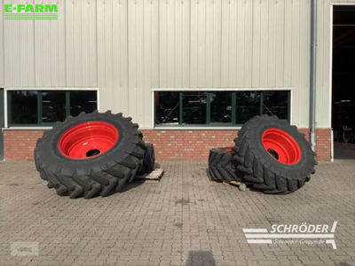 E-FARM: TRELLEBORG vf 600/70 r30 + vf 650/75 r42 - Wheel and track - id QHNV1YC - €9,885 - Year of construction: 2024 - Germany