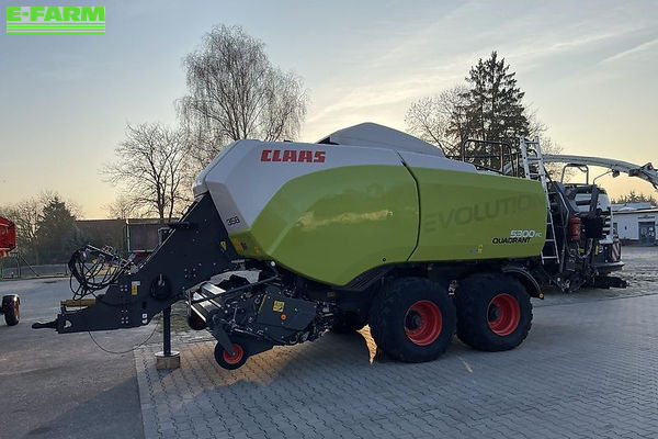 Claas Quadrant 5300 FC Baler €99,900