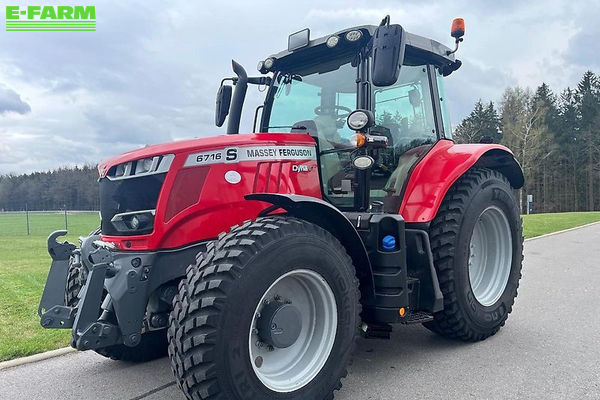 Massey Ferguson 6716 S Tractor €109,000