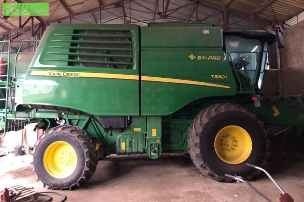 John Deere T 560 Combine harvester €230,000