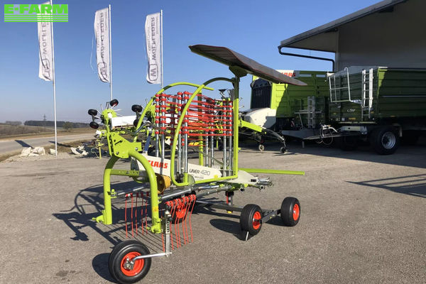 Claas Liner 420 Rake €8,750