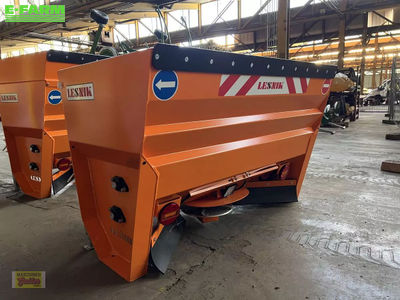 E-FARM: LESNIK pr18 selbstlade-tellerstreuer 1000liter - Municipal equipment - id HMPKE1D - €13,325 - Year of construction: 2026 - Austria
