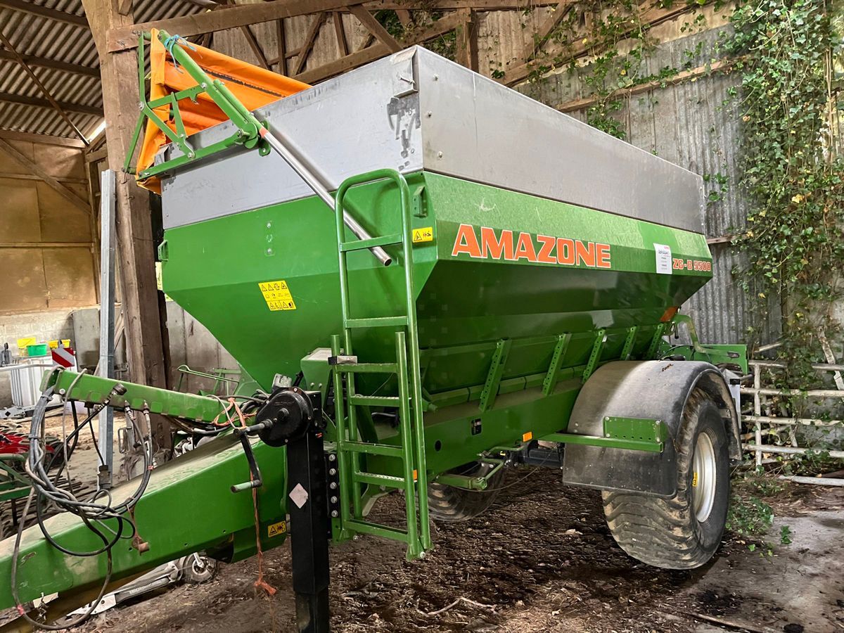 Amazone ZG-B 5500 Fertiliser spreader €12,500