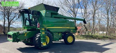 E-FARM: John Deere T 660 - Kombainas - id YYT9AZG - 69 750 € - Gamybos metai: 2011 - Variklio darbo valandos: 1 611,Variklio galia (AG): 354,Danija