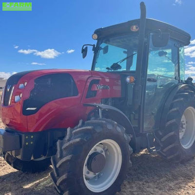 E-FARM: Valtra F 105 S - Tractor - id JHZ1JCJ - €47,589 - Year of construction: 2024 - Engine hours: 285,Engine power (HP): 105,Spain