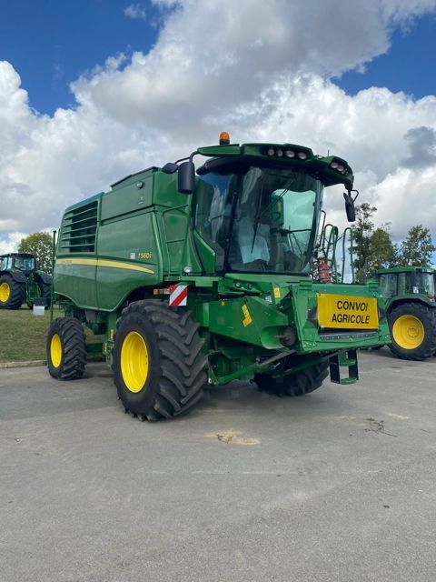 John Deere T 560i Combine harvester €250,000