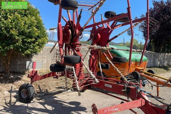 Pöttinger top 770 a Tedder €6,500
