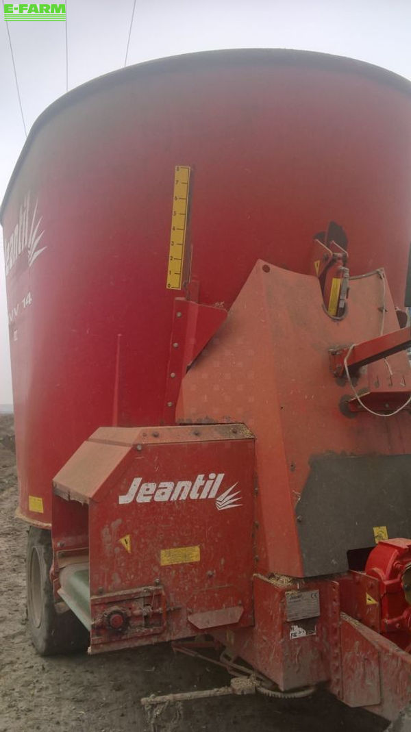 Jeantil mvv 14 Mixer feeder €12,250