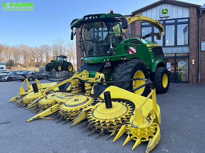 E-FARM: John Deere 9700 - Selvkørende grønthøster - id 1GYXBA7 - 289.000 € - Produktionsår: 2020 - Motortimer: 1.898,Motoreffekt (HP): 770,Tyskland