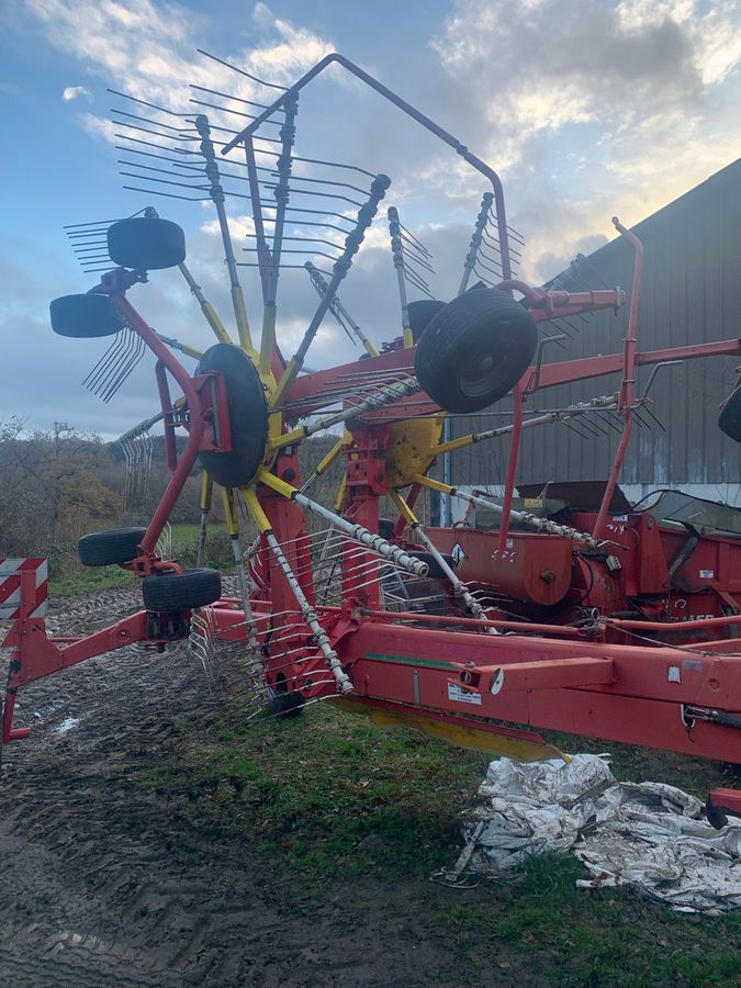 Pöttinger top 771 n Tedder €7,500