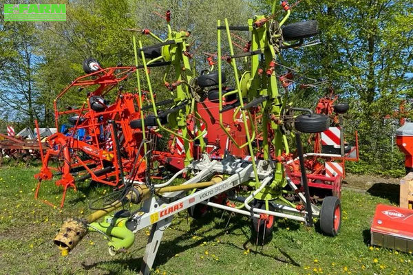 Claas Volto 900 T Tedder €9,900