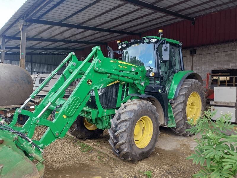 John Deere 6120 M Tractor €110,000