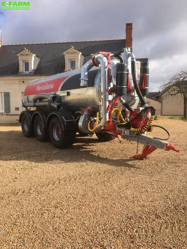 herculano ch 20000 Self propelled liquid manure spreader €61,500