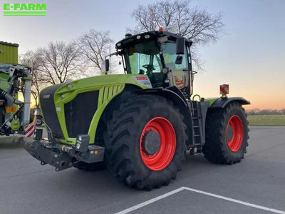E-FARM: Claas Xerion 5000 Trac VC - Traktor - id REDADE3 - Baujahr: 2018 - Abgelesene Motorstunden: 4.300,Motorleistung (PS): 524,Deutschland