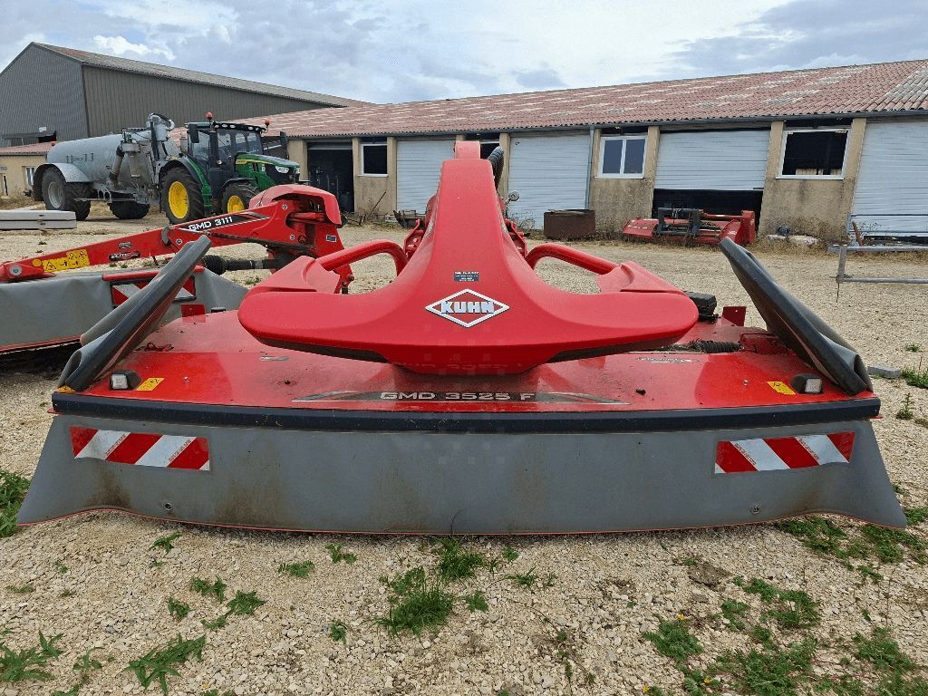 Kuhn GMD 3525 F-FF Mower €14,500
