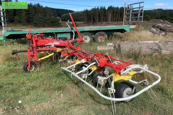 Pöttinger Hit 8.81 Tedder €7,500