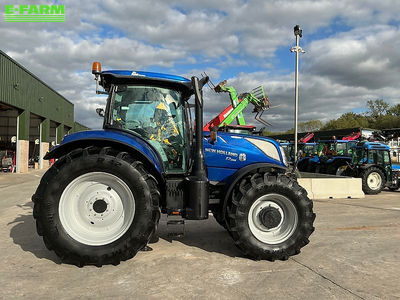 E-FARM: New Holland T7.225 - Traktor - id KVQRXYZ - 104.967 € - Baujahr: 2023 - Abgelesene Motorstunden: 3.199,Motorleistung (PS): 177,Vereinigtes Königreich