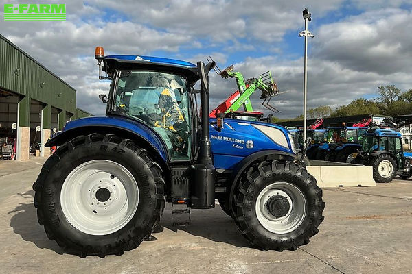 New Holland T7.225 Traktor 104.967 €