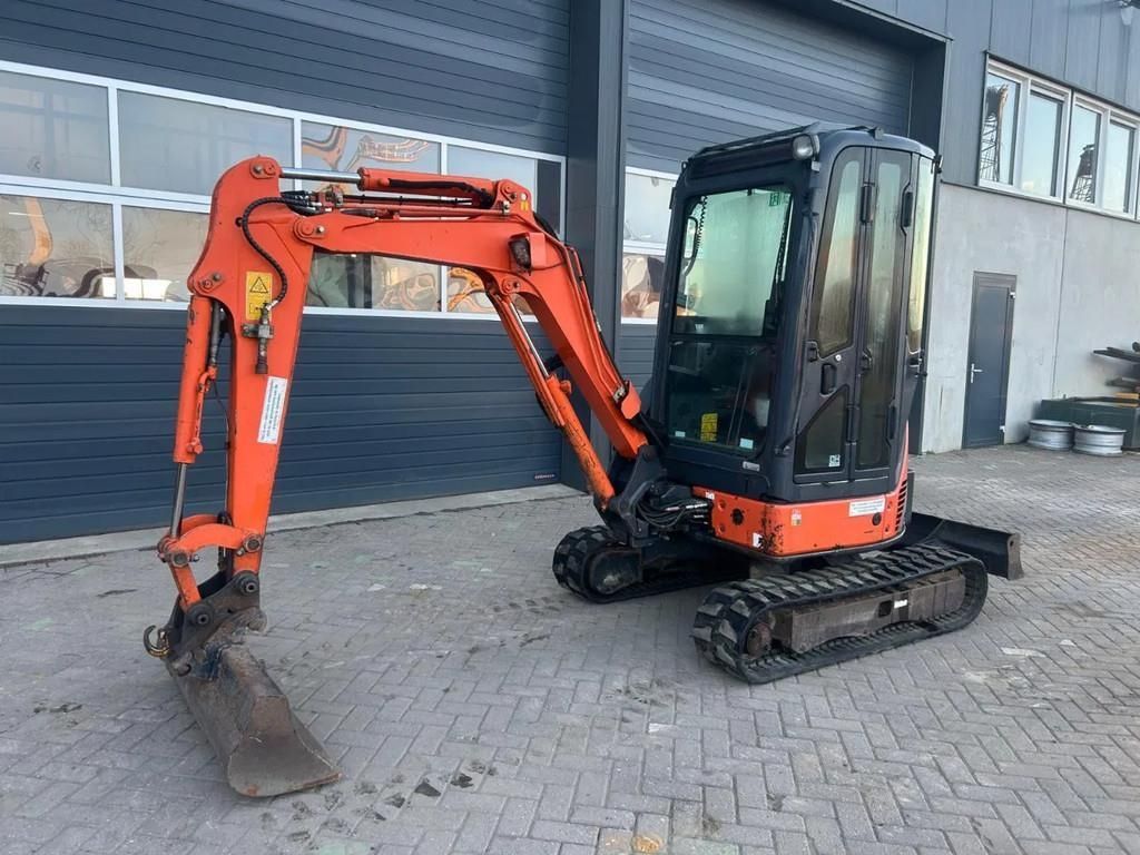 E-FARM: Hitachi ZX 22 U-2 - Minibagger - id QYIRRV7 - Baujahr
