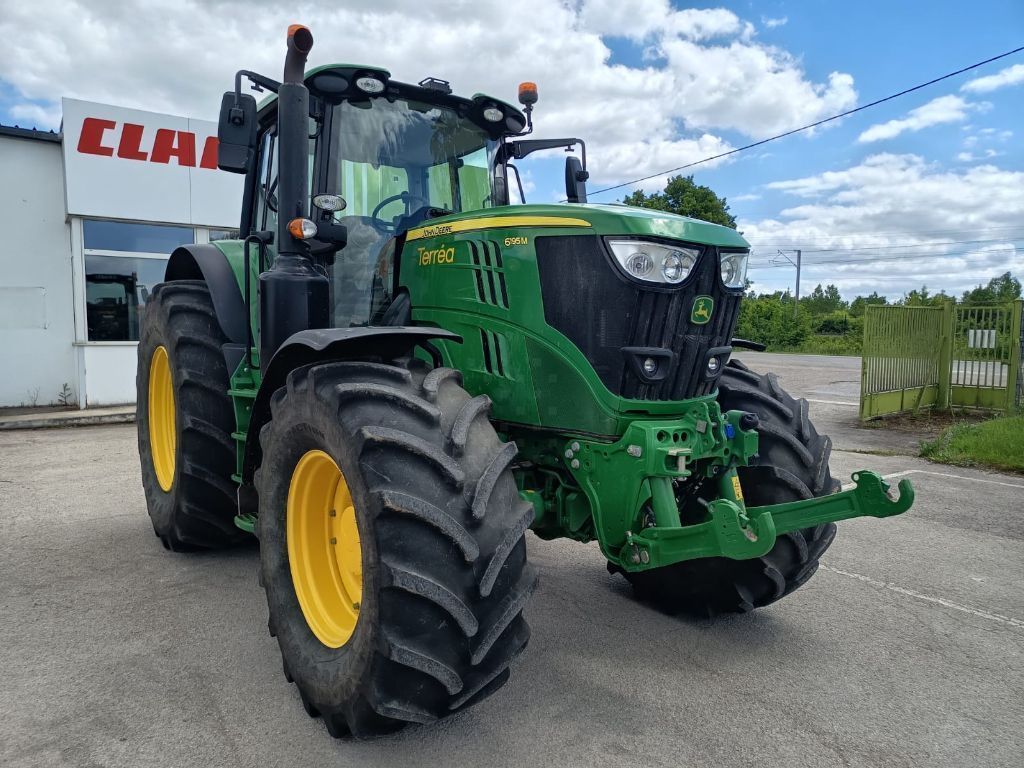 John Deere 6195 M Tractor €115,000