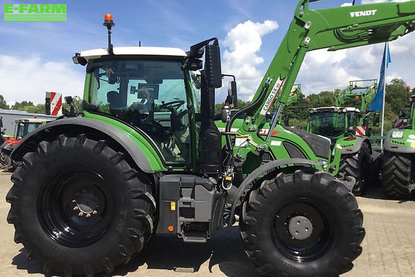 Fendt 724 Vario Profi Plus Tractor €142,000