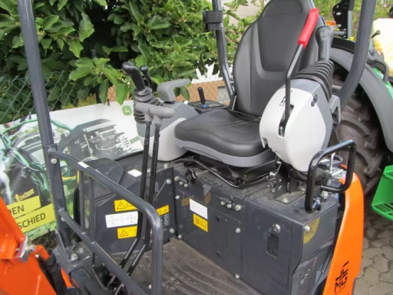 E-FARM: Hitachi ZX 17 U-2 - Mini excavator - id CI4N9FP - €21,186