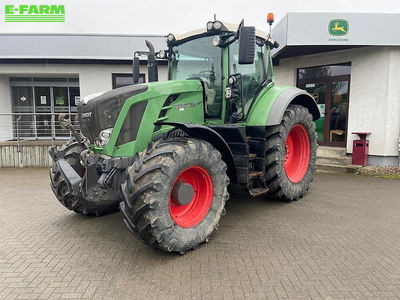 E-FARM: Fendt 826 Vario - Traktor - id ELQLT3J - 73.000 € - Baujahr: 2015 - Abgelesene Motorstunden: 7.944,Motorleistung (PS): 256,Deutschland