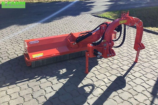 Maschio Giraffa XXL SE 260 Topper €10,800