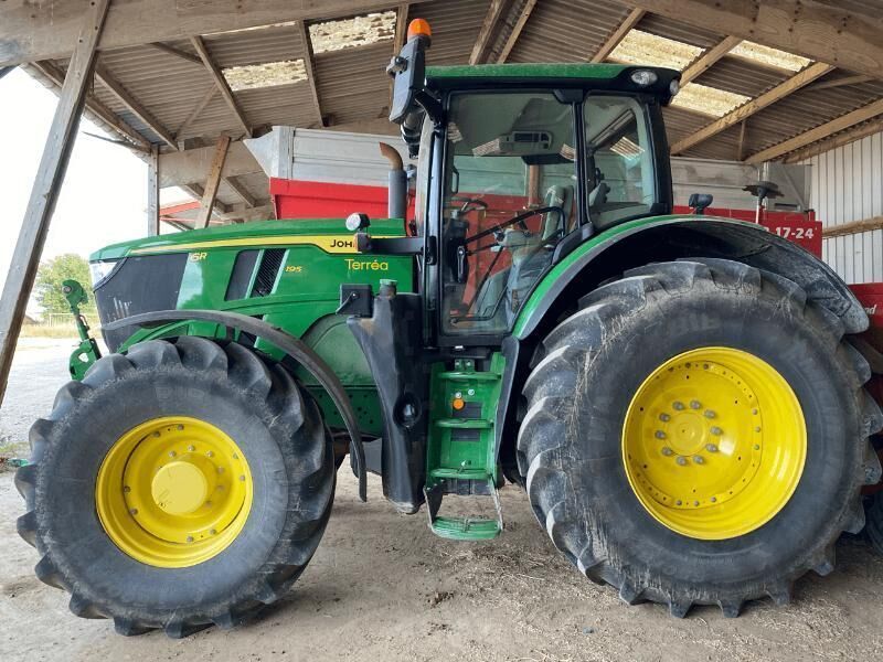 John Deere 6R 195 Tractor €135,000