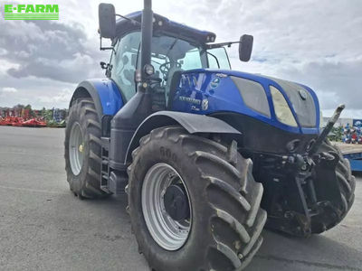 E-FARM: New Holland T7.290 - Tractor - id P213ERN - €80,000 - Year of construction: 2017 - Engine hours: 5,685,Engine power (HP): 284,France
