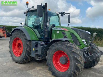 E-FARM: Fendt 720 Vario Profi Plus - Tractor - id E4U9VXX - €130,000 - Year of construction: 2017 - Engine hours: 3,400,Engine power (HP): 200,France