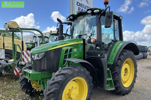 John Deere 6110 M Tractor €66,000