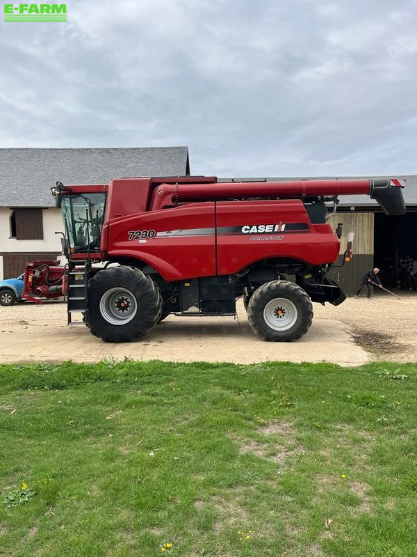 Case IH Axial-Flow 7230 Combine harvester €135,000