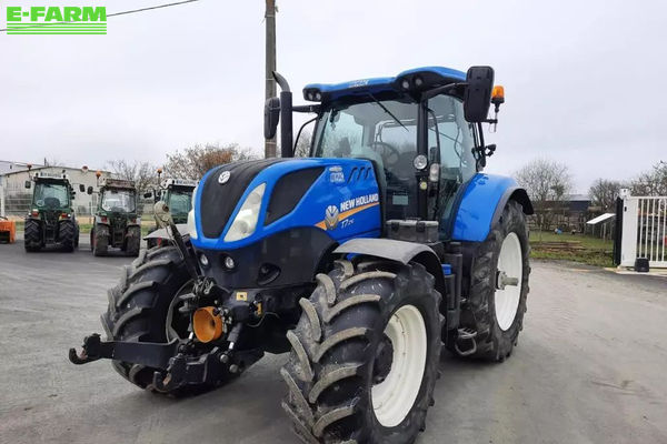 New Holland T7.210 Tractor €51,000