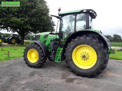 E-FARM: John Deere 6155 R - Traktor - id VNVAKEI - 109.000 € - Baujahr: 2020 - Abgelesene Motorstunden: 1.256,Motorleistung (PS): 155,Frankreich