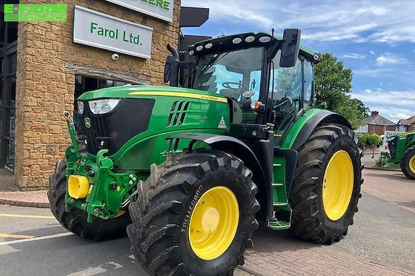 John Deere 6215 R Traktor 101.466 €