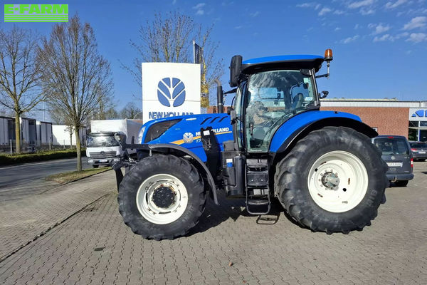 New Holland T7.230 AC Τρακτέρ 88.000 €