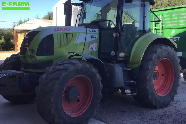 Claas Arion 620 Tractor 37.000 EUR