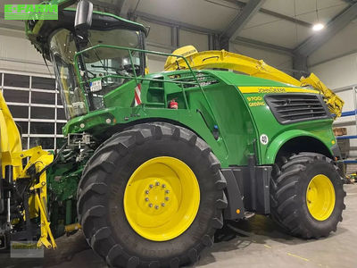 E-FARM: John Deere 9700 - Ensileuse automotrice - id QBLRJLG - 252 500 € - Année: 2019 - Lecture du nombre d'heure: 1 320,Puissance du moteur (chevaux): 770,Allemagne