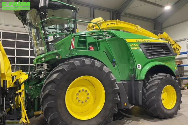 John Deere 9700 Ensileuse automotrice 252 500 €