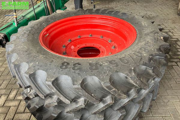 Mitas VF380/95R38- VF380/105R54 HC2000 Wheel and track €6,500