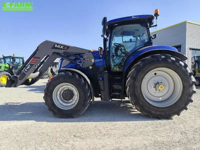 E-FARM: New Holland T7.210 - Tractor - id UYRUEIR - €89,000 - Year of construction: 2022 - Engine hours: 2,339,Engine power (HP): 165,France