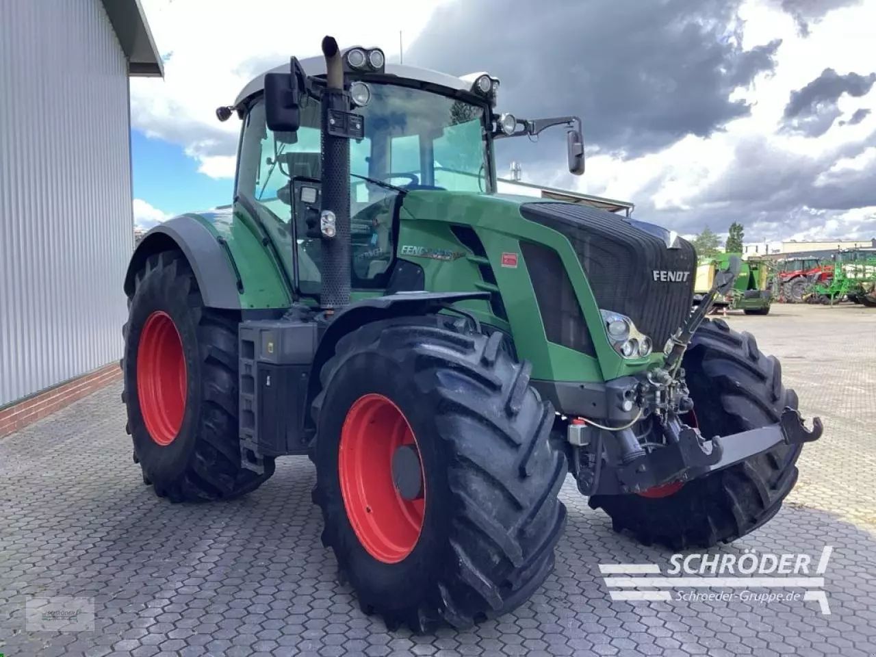 Fendt 828 Vario Traktor 79.885 €