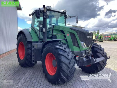 E-FARM: Fendt 828 Vario - Traktor - id AB515XM - 79.885 € - Baujahr: 2012 - Abgelesene Motorstunden: 7.579,Motorleistung (PS): 2.800,Deutschland