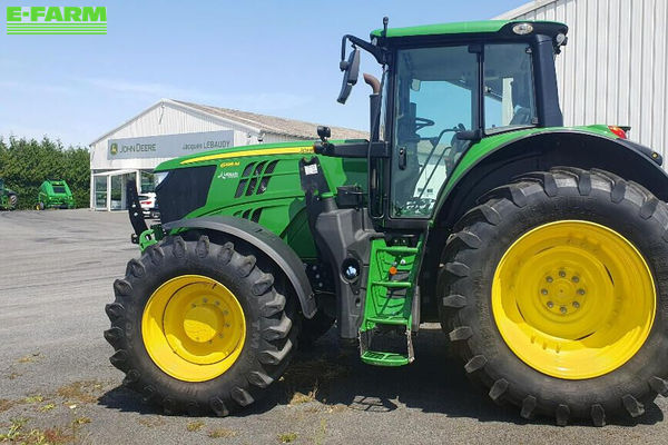 John Deere 6195 M Tractor €122,000