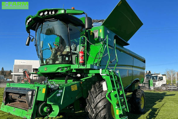 John Deere S 770 Combine harvester €285,000