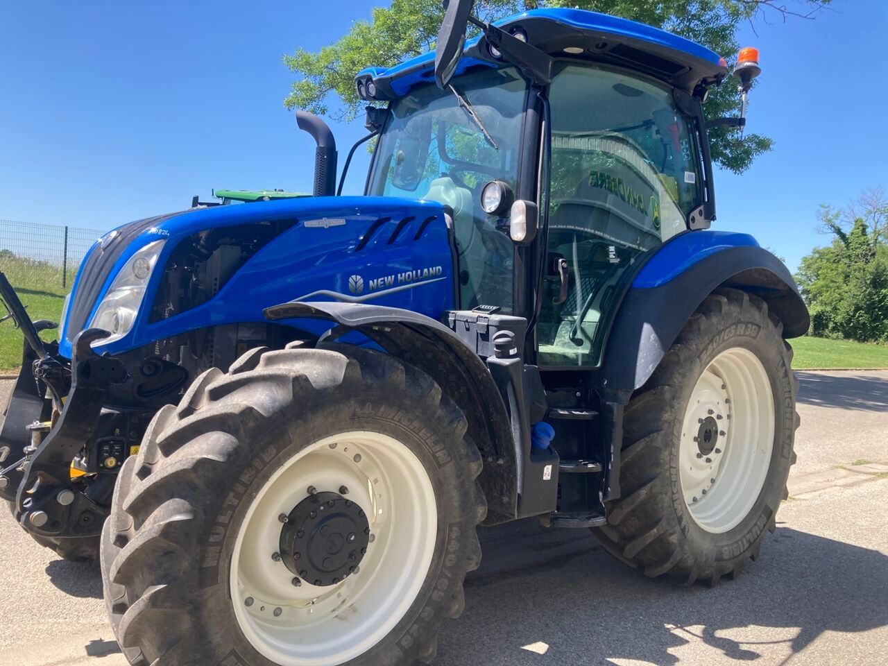New Holland T5.120 Τρακτέρ 75.000 €